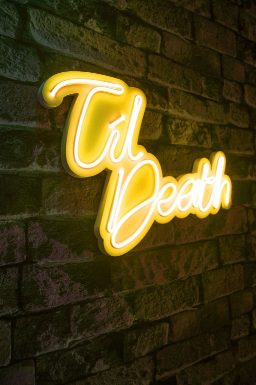 Decoratiune luminoasa LED, Til Death, Benzi flexibile de neon, DC 12 V, Galben