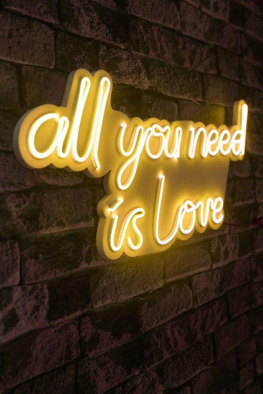 Decoratiune luminoasa LED, All You Need is Love, Benzi flexibile de neon, DC 12 V, Galben